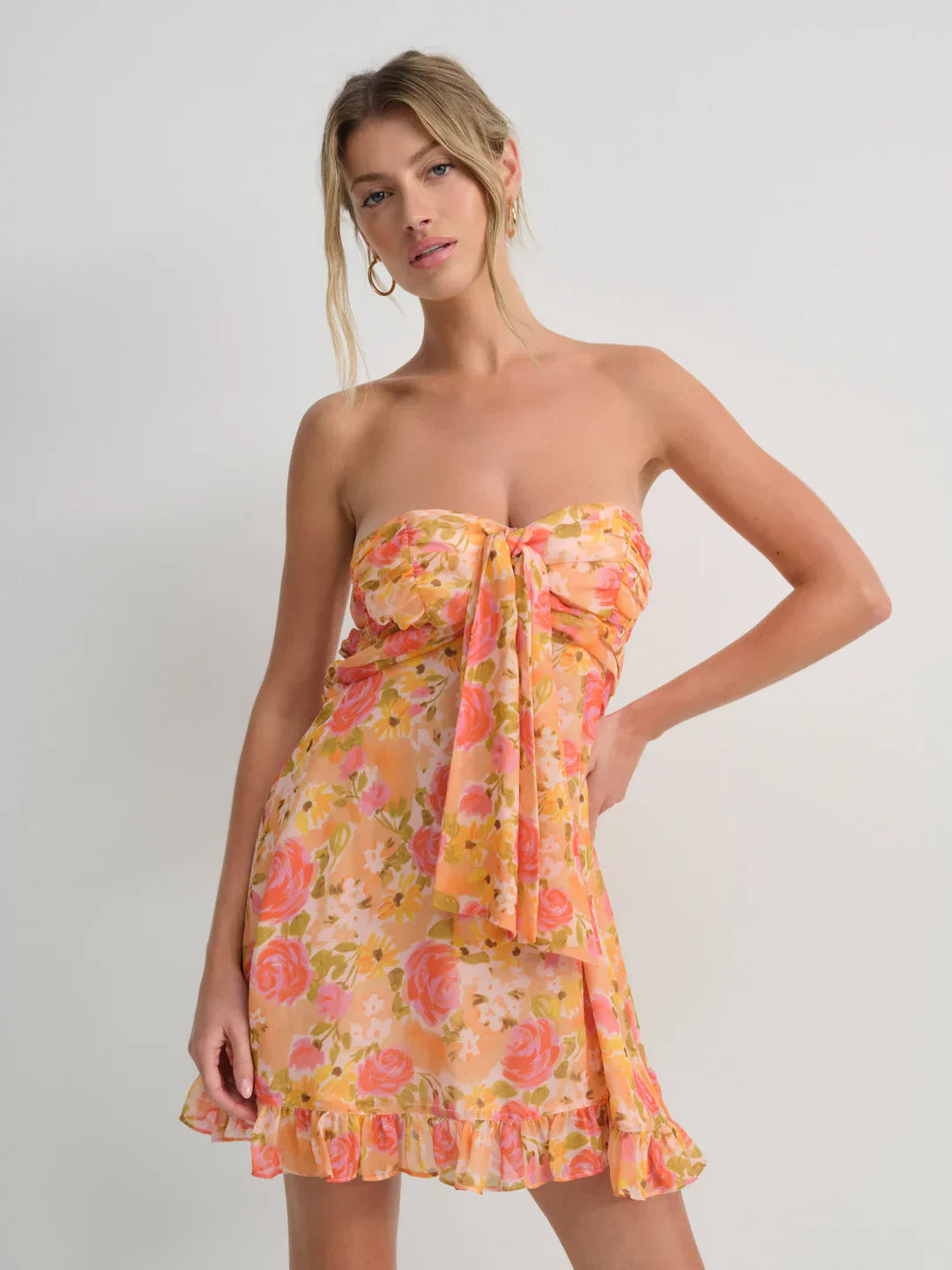 Ismena™ – Short Strapless Dress with Floral Pattern