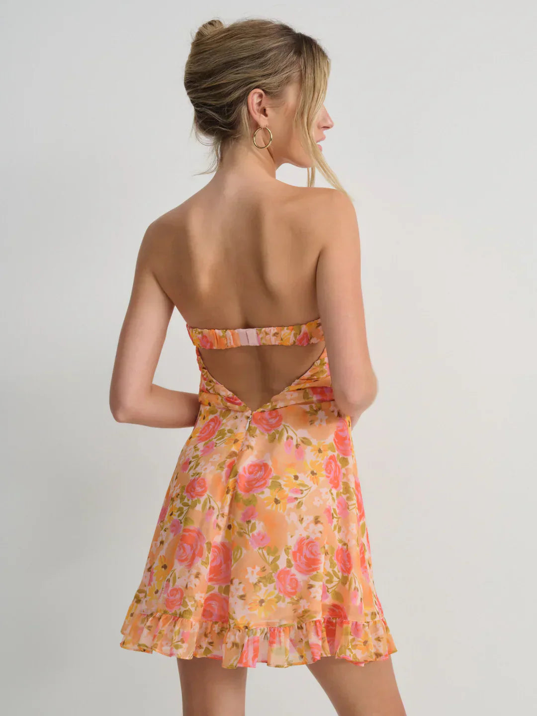 Ismena™ – Short Strapless Dress with Floral Pattern
